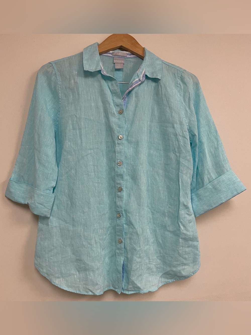 Chico's No-Iron 100% Linen Button Up Shirt Light Blue Size 0 S 4 Lightweight